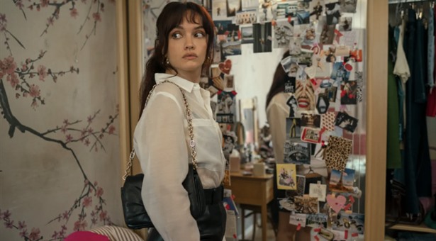 The Girlfriend wordt verwacht in september