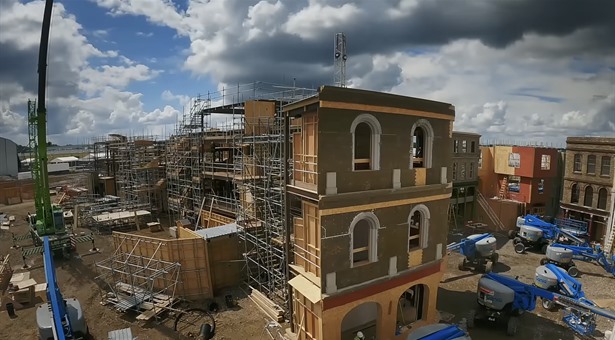 Op 6 april kijken we achter de schermen van Harry